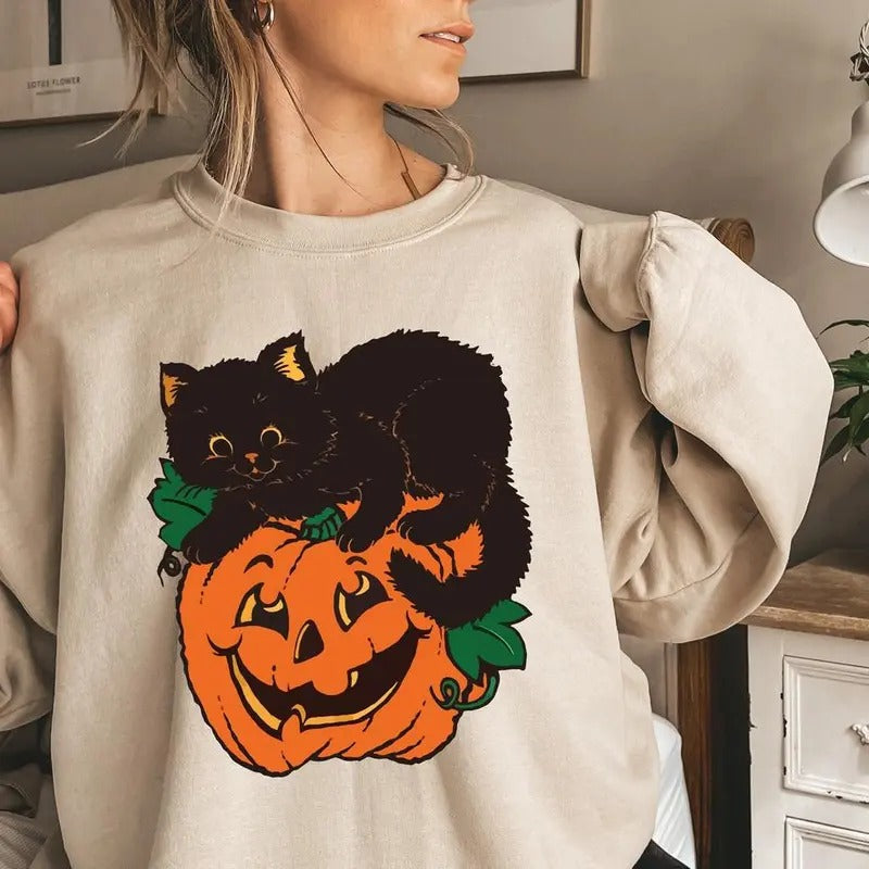 Black Cat Pumpkin Sweatshirt, Fall Sweatshirt, Halloween Sweatshirt, Black Cat Halloween Sweatshirt, Vintage Halloween Sweatshirt, Sweatshirt hot tiktok, sweatshirt best sellling