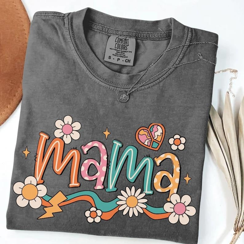 Comfort Colors Cute Mama Graphic Tee, Mother's Day Gift, Floral Mama Shirt, Mom Life T-shirt, Heart Design Tee for Moms, Colorful Mama, For Woman