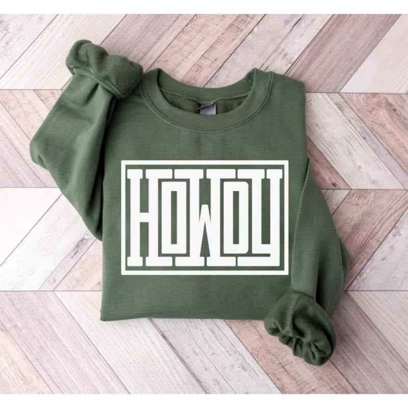 Howdy Sweatshirt, Western Graphic Shirt, Texas-Inspired Country Sweatshirt for Southern Style Lovers