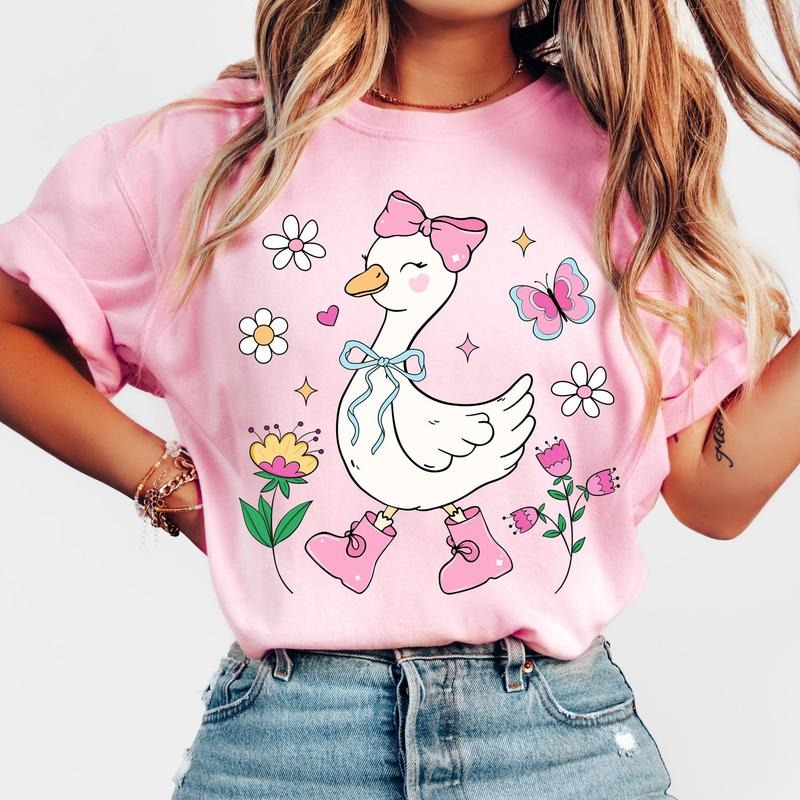 Pink Coquette Goose Shirt, Mama Goose, Spring Floral Goose T-Shirt, Coquette Bow Girl Funny Animal Tee