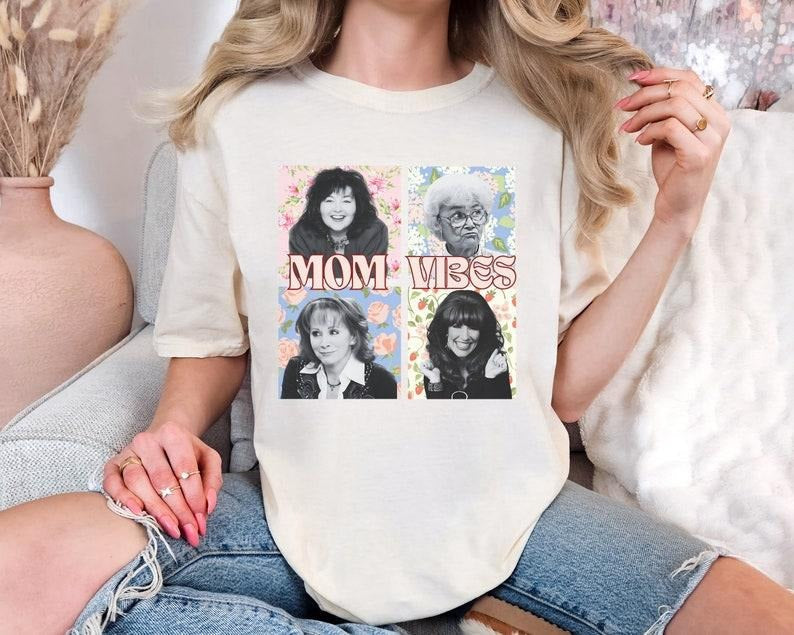 Retro 90s Mom Vibes, Sitcom Moms, Funny T-shirt
