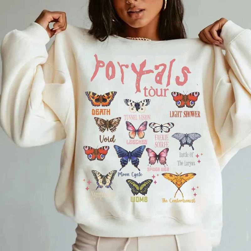 Retro MeIanie Merch Sweatshirt, Tour Concert Outfit, Gift For Fans, Unisex Long Sleeve Crewneck Sweatshirt