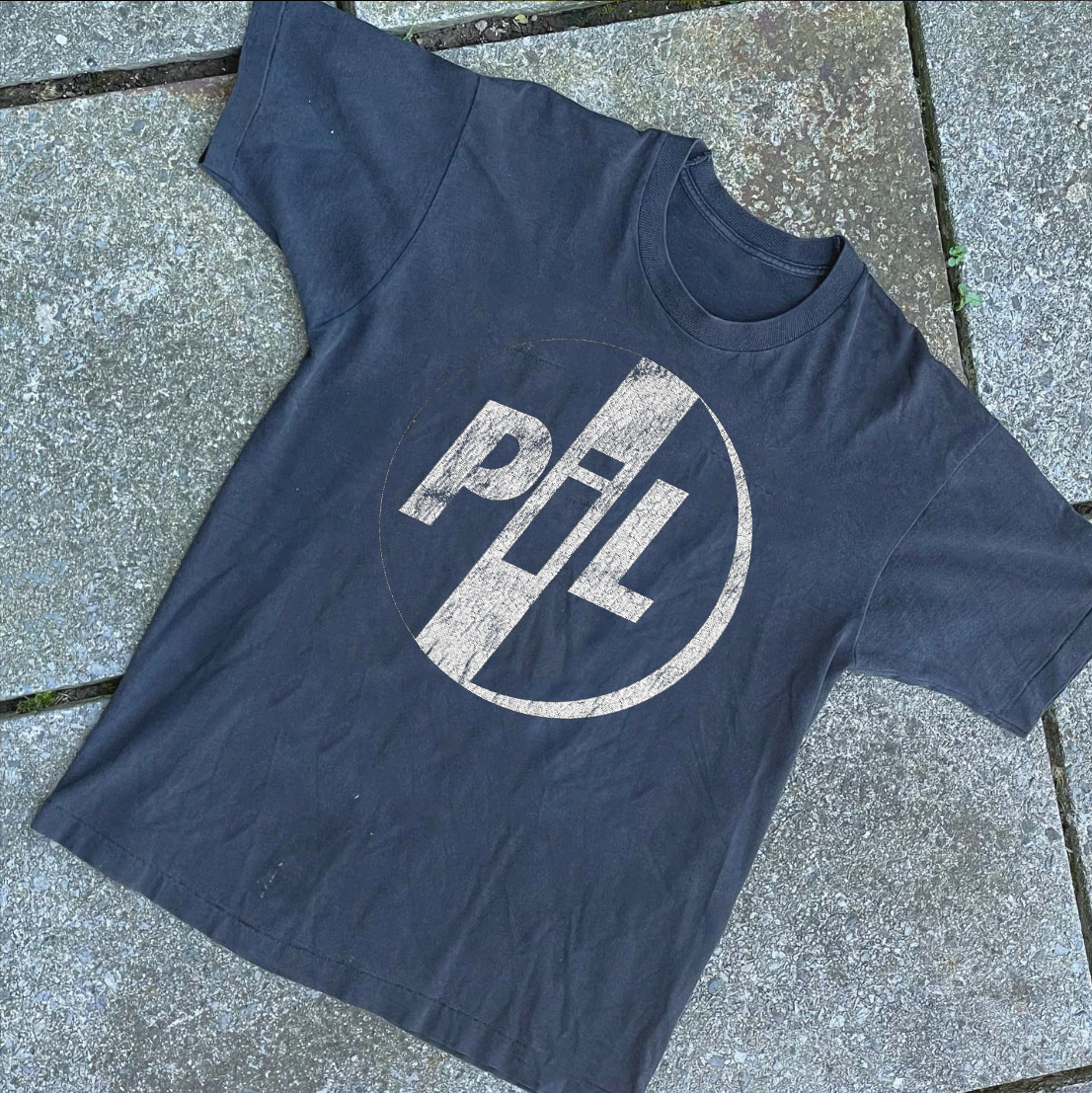 PIL - BLACK VINTAGE WASHED T-SHIRT