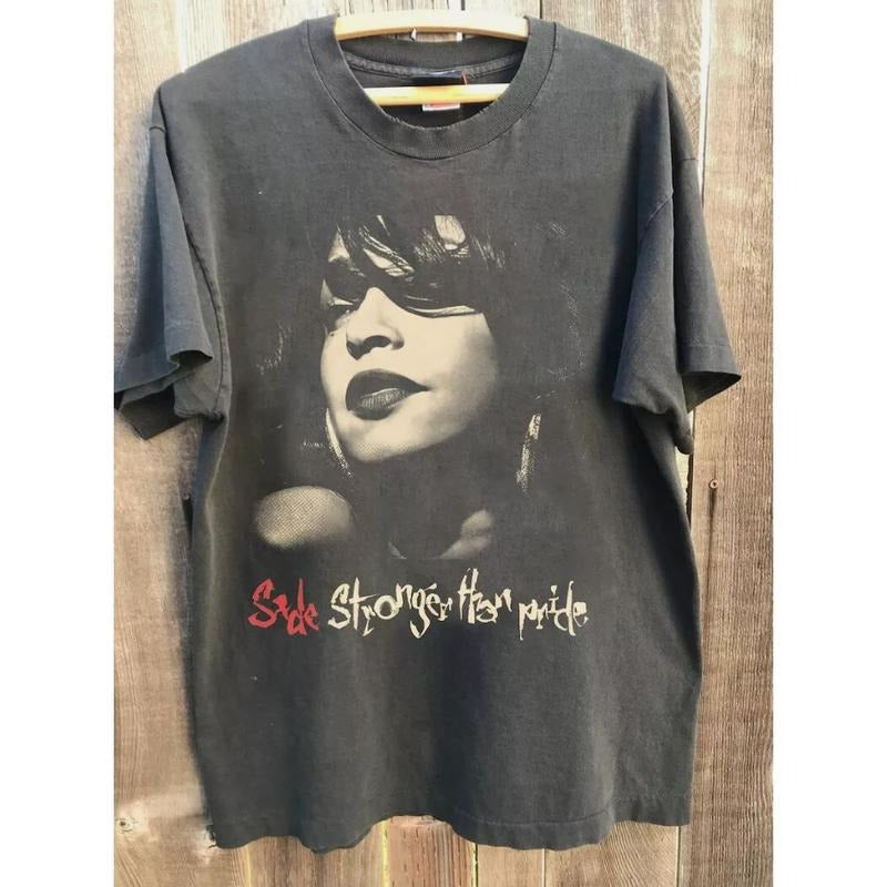 Sade Adu 90s Graphic Shirt, Pop Music Tour 2024 Men Women Unisex Tshirt