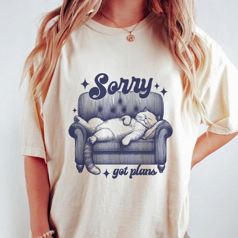 Sorry Got Plans Retro T-Shirt, Funny Shirt For Women, Vintage Funny Shirts, Vintage Kitten T Shirt, Nostalgia Cat T Shirt, Funny Shirt, Retro Shirt Gifts, Cat Lover Shirt, Gift For Cat Lover, Women's Tops, Cute Kitten Tee, Funny Cat Shirt