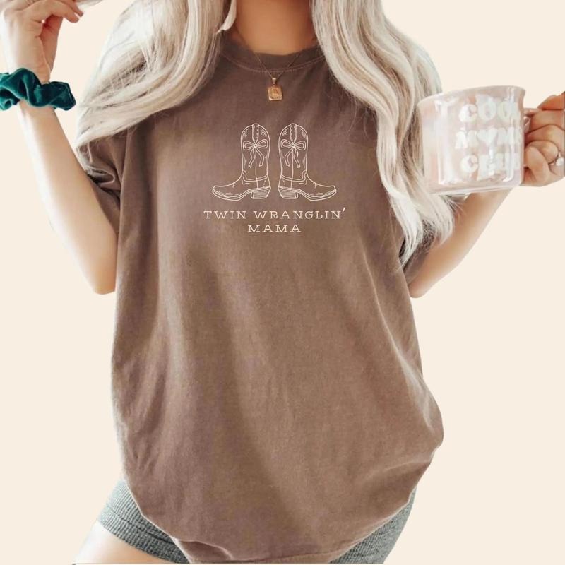 Twin Mom Mother of Twins Gift, Twin Pregnancy Announcement, In My Twin Mom Era Funny Twin Mama Shirt Daughter In Law Gift