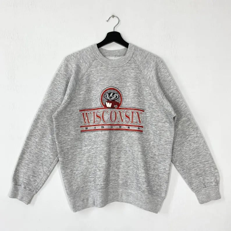 Vintage 80s University Wisconsin Sweatshirt Wisconsin Crewneck Wisconsin Sweater Pullover Wisconsin Badgers Print Logo Menswear Athletic Unisex Casual