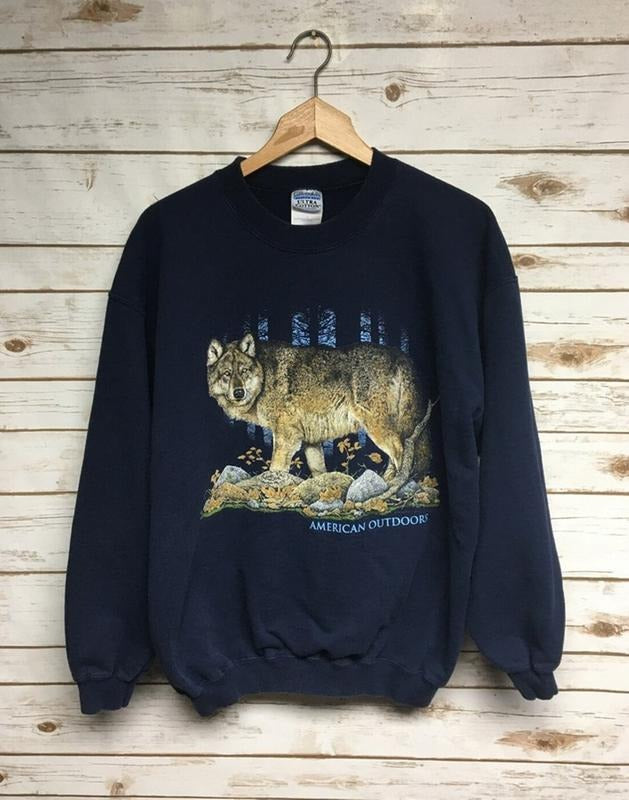 Vintage 90's Wolf crewneck sweatshirt Outdoors Nature Lone wolf crew neck sweatshirt wolves animal print hippie boho Menswear Athletic