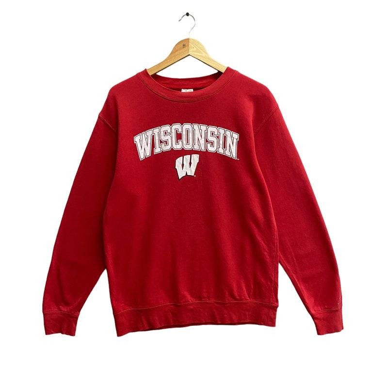 Vintage University Wisconsin Sweatshirt Wisconsin Crewneck Wisconsin Badgers Sweater Pullover Wisconsin Badgers Print Logo
