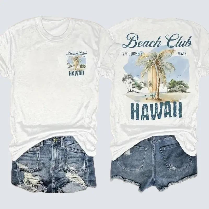 Women's Hawaiian Beach Club Graphic Tee - Casual Vacation Short Sleeve Crewneck Top with Palm Tree Design, Perfect for Summer Outfits