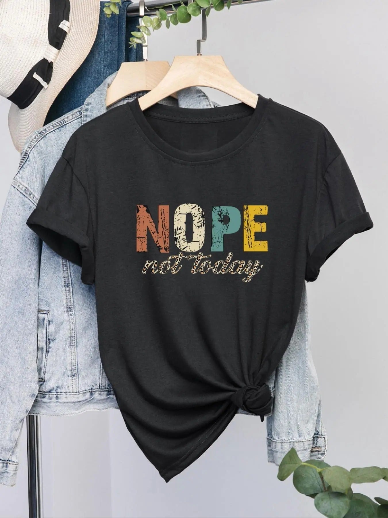 Women's Letter Print Round Neck Graphic Tee, Vintage Trendy Casual Short Sleeve T-shirt For Daily Wear, Ladies Summer Outfitstyle{n002}4